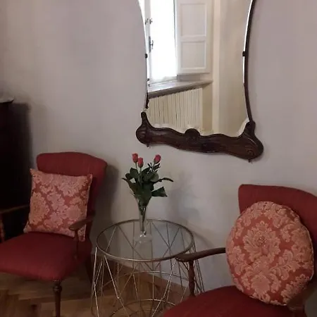 Serenella Apartment *